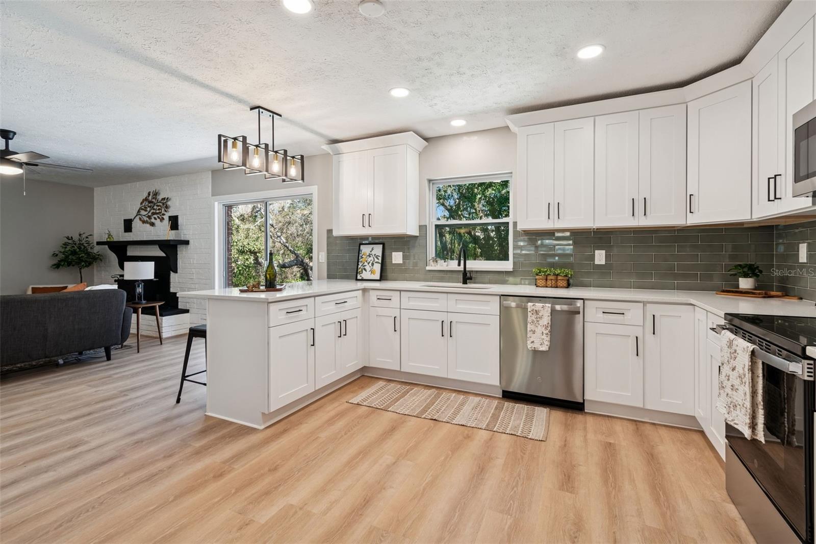 TEMPLE TERRACES - Residential