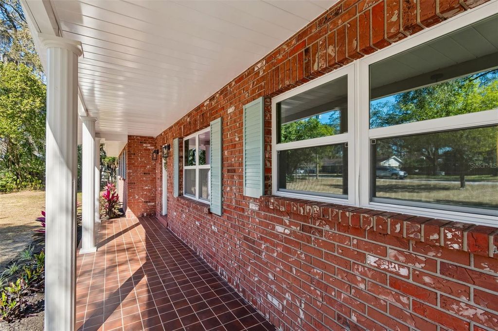 Photo of 12105 N 53rd Street, Temple Terrace, FL 33617 (MLS # TB8474351)