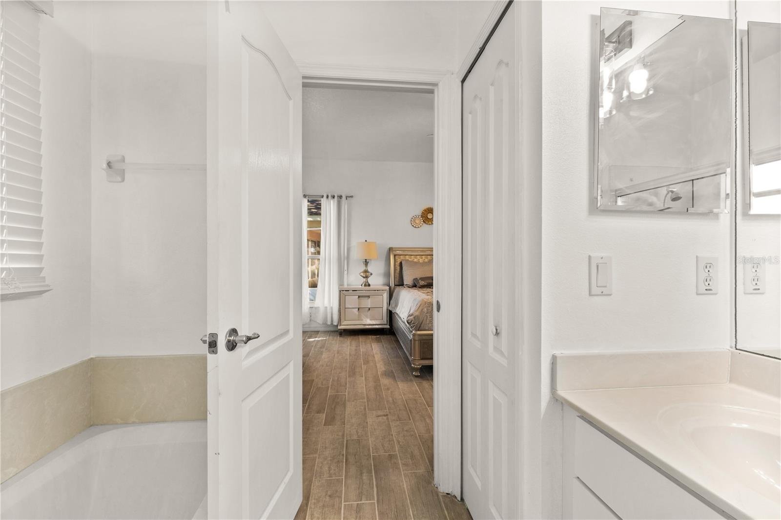 WELLINGTON AT KINGS RIDGE PH 03 - Residential