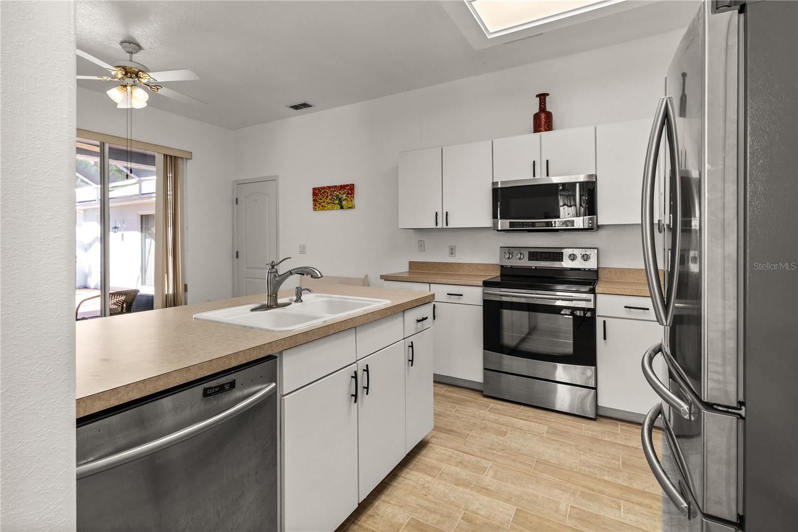 WELLINGTON AT KINGS RIDGE PH 03 - Residential