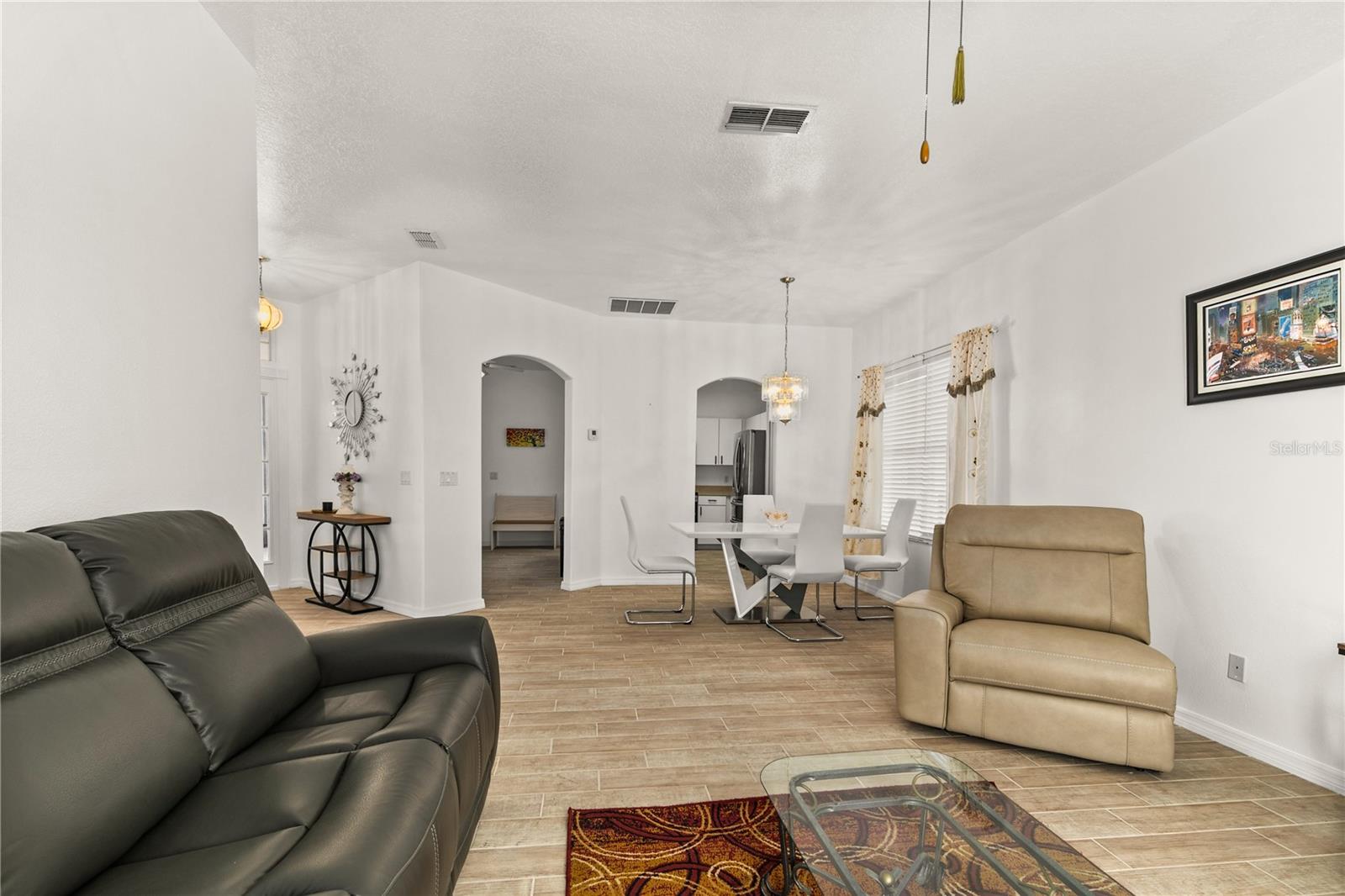 WELLINGTON AT KINGS RIDGE PH 03 - Residential