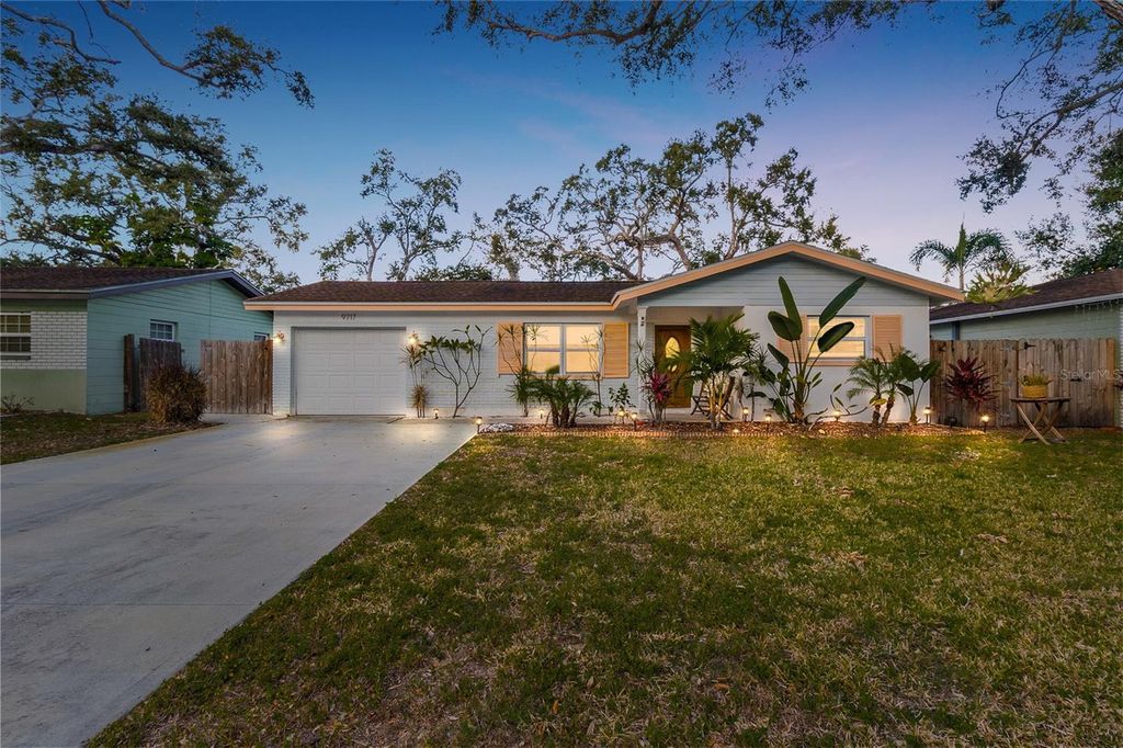 Photo of 9717 54th Avenue N, St Petersburg, FL 33708 (MLS # TB8460656)