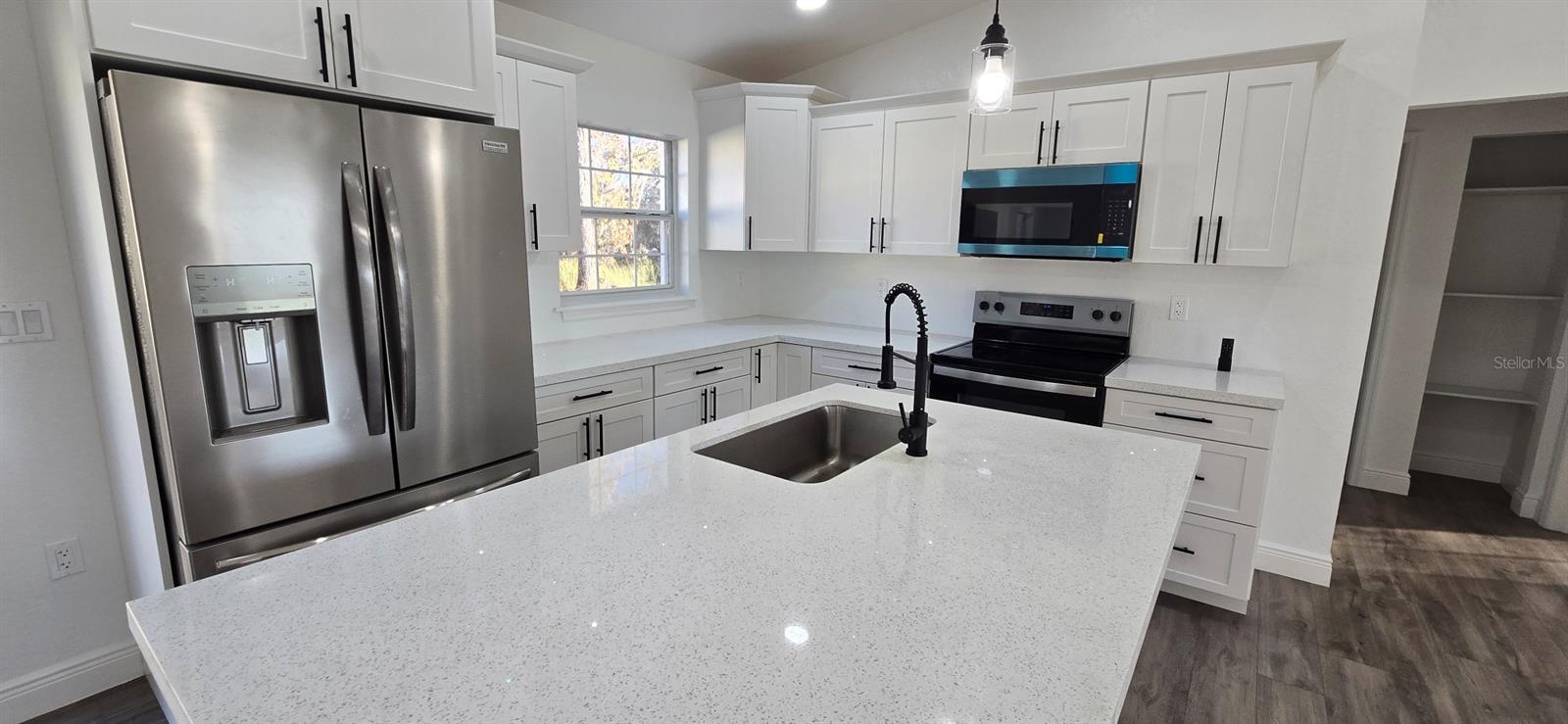 SILVER SPRINGS SHORES - Residential Lease