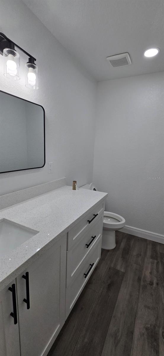 SILVER SPRINGS SHORES - Residential Lease