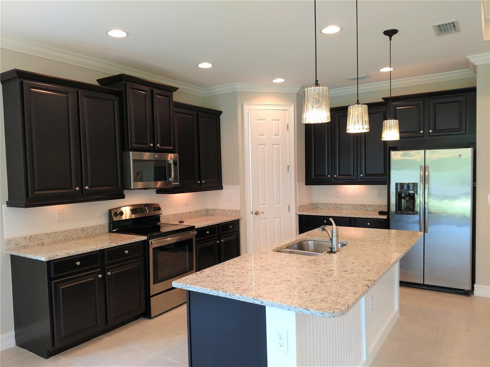 CALUSA PARK - Residential Lease