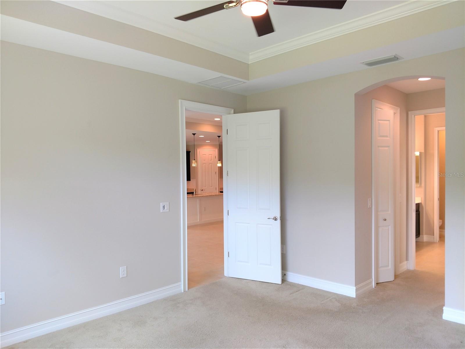 CALUSA PARK - Residential Lease