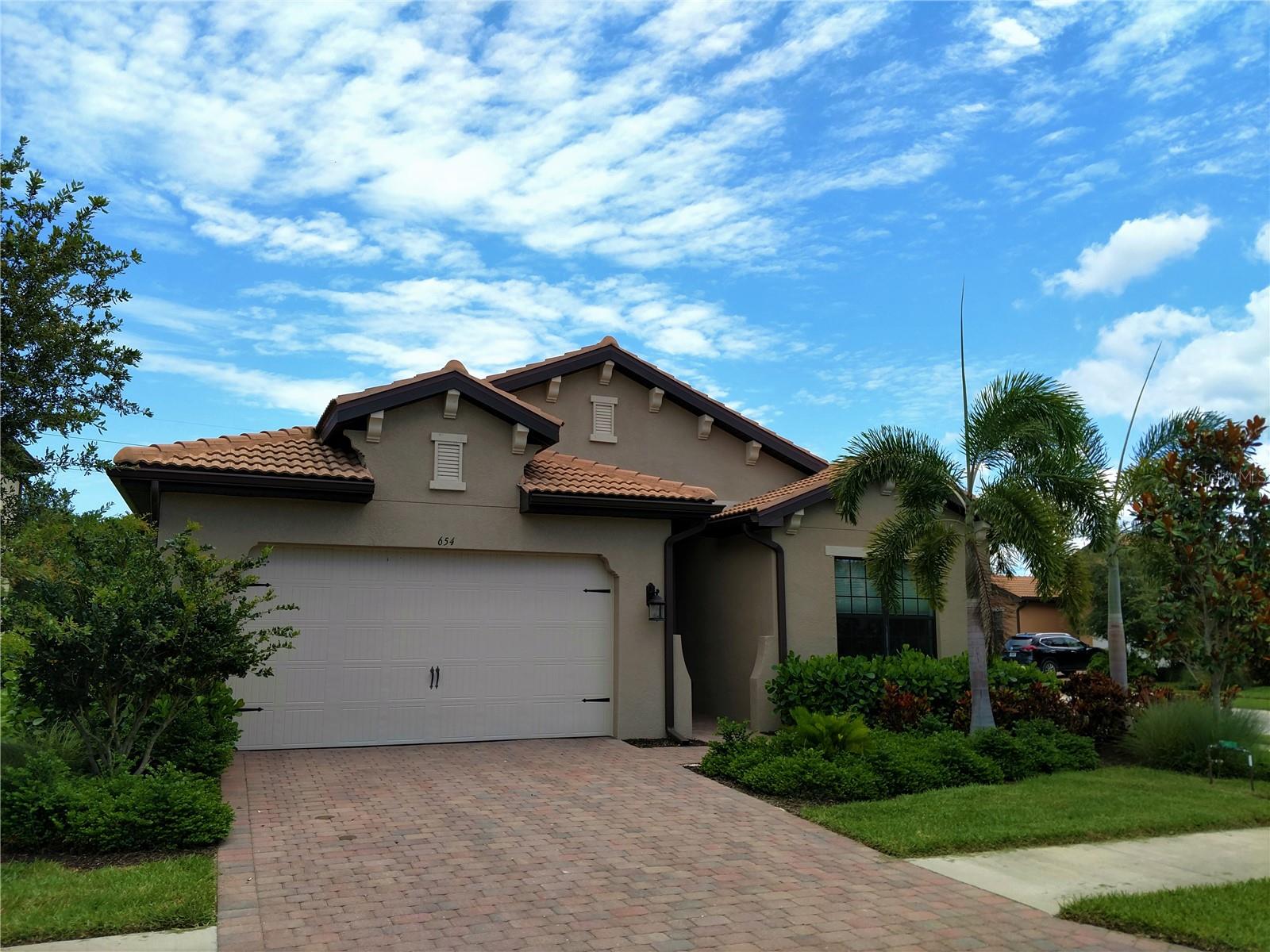 Make yourself at home in this newer, spacious 3 bedroom, 2 bath (plus a den) home in the Gated Community of Calusa Park. This home boasts high ceilings, lovely crown molding, ceramic tile, granite countertops, solid wood cabinets, stainless steel appliances and many other upgrades. The living room has sliding glass doors opening to a covered lanai that is perfect for entertaining friends and relatives or just enjoying your morning cup of coffee. (Home is Unfurnished)
Calusa Park features a heated community pool, lush tropical landscaped grounds and convenient to both US41 and I75. The Legacy Trail is located just outside of the gates - perfect for walking or biking along this Historic Path. Nicely located for the best of Sarasota and Venice has to offer, with nearby attractions include Casey Key beach, Venice Beach, great local restaurants (such as Pops Sunset Grill, Casey Key Fish House), golfing, and shopping just minutes away. You’ll love watching the dolphins frolic at the North Jetty while taking in the stunning sunsets.
~Utilites Included: Lawn Service.
~Community: Heated Pool.
~Association: Application and Fee Required.
~Pets: Pets considered.