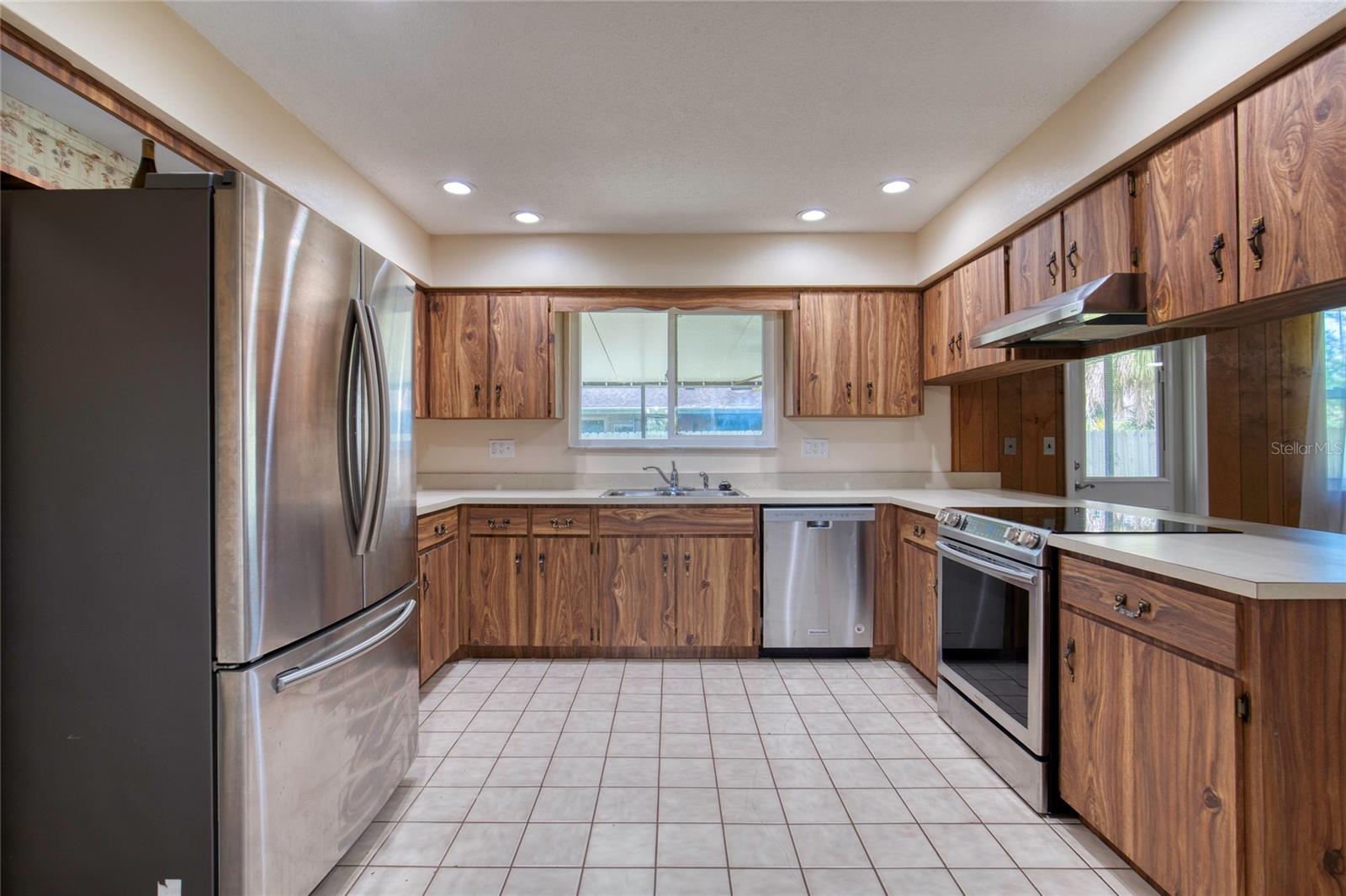 OAK FOREST PH 01-05 - Residential