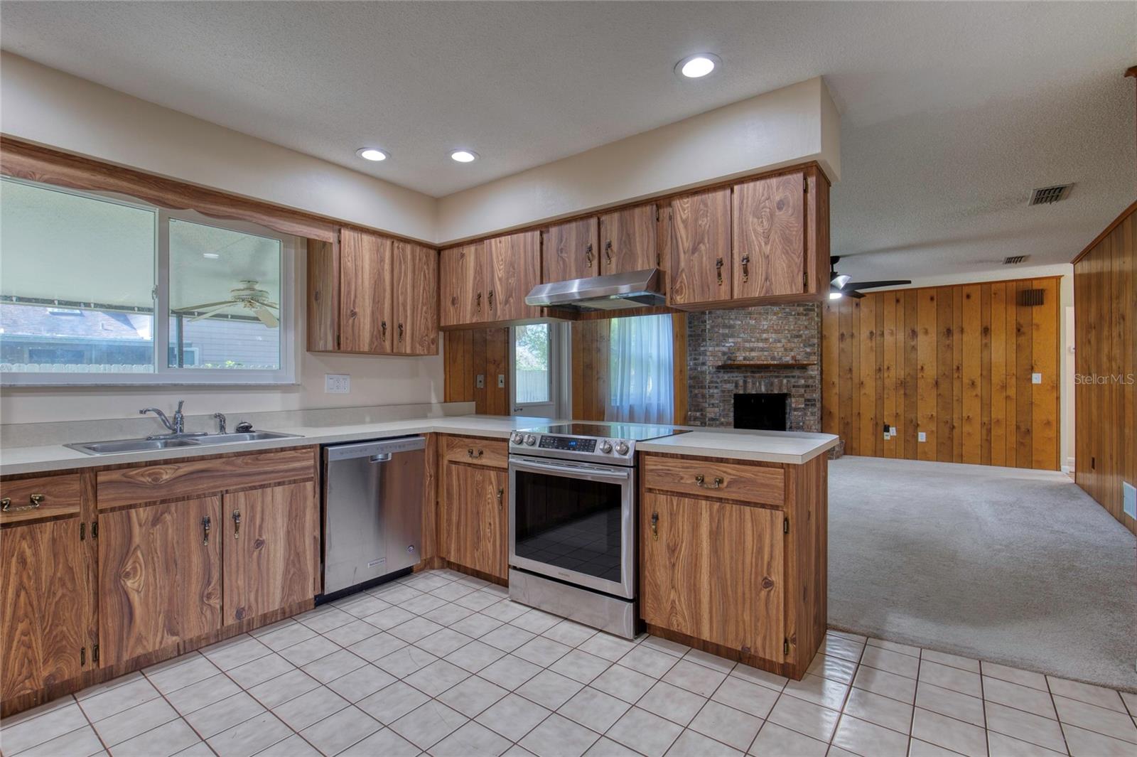 OAK FOREST PH 01-05 - Residential