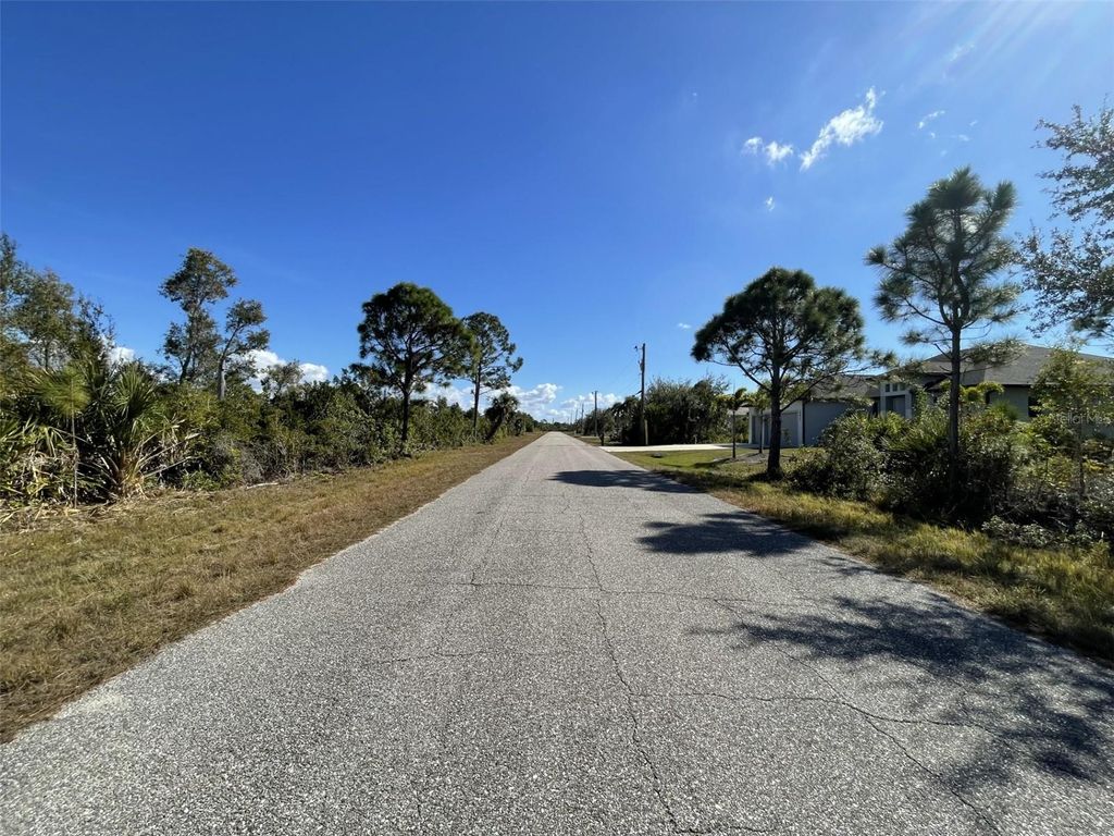 Photo of 14078 Emerson Lane, Port Charlotte, FL 33981 (MLS # N6142288)