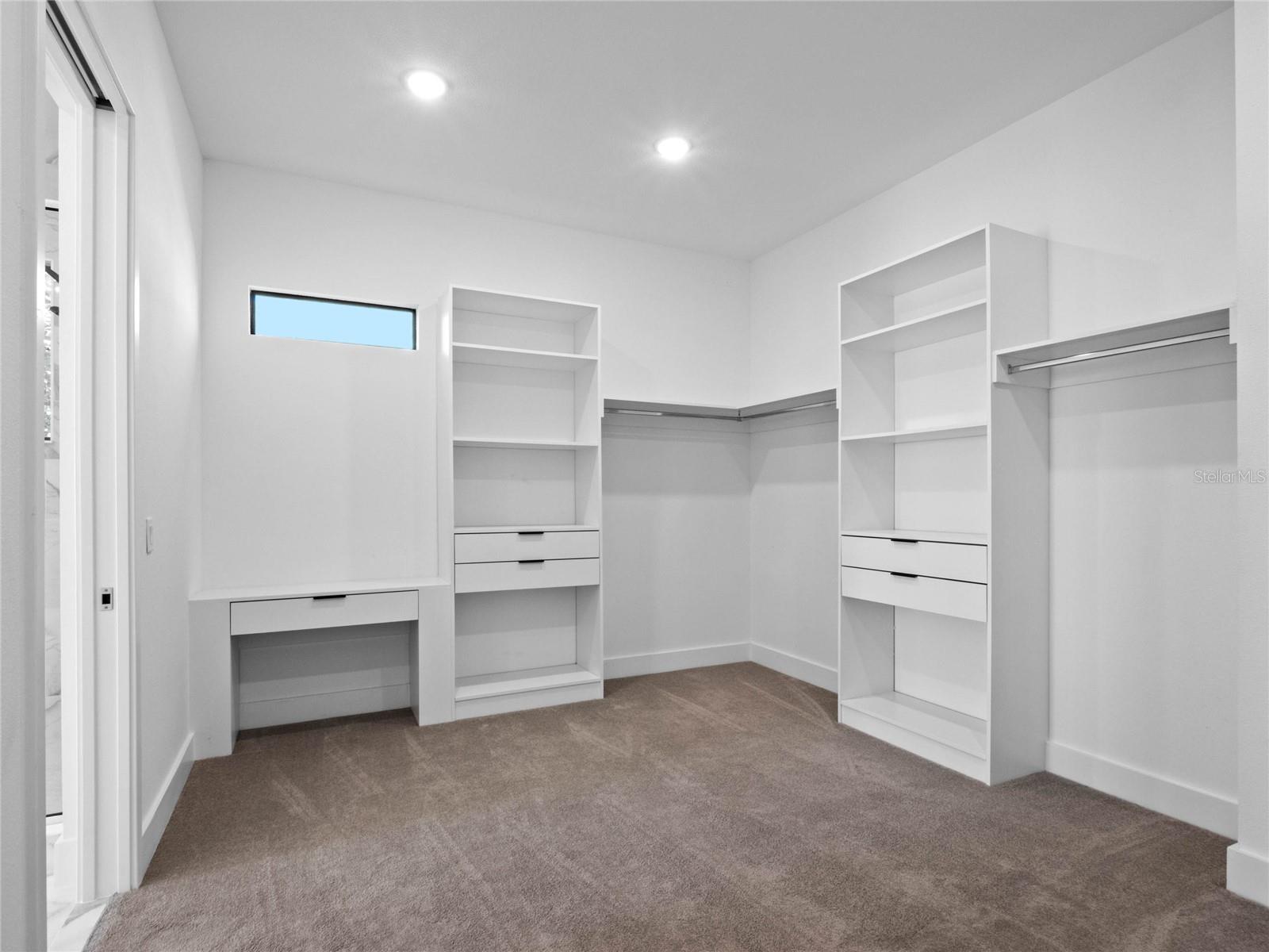 SIGNATURE LKS-PCL 01D PH 02 - Residential