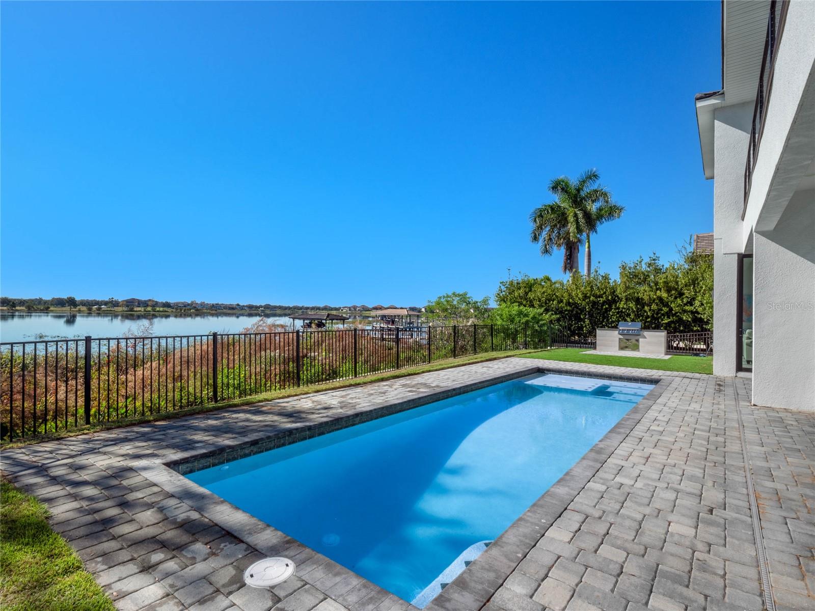 SIGNATURE LKS-PCL 01D PH 02 - Residential