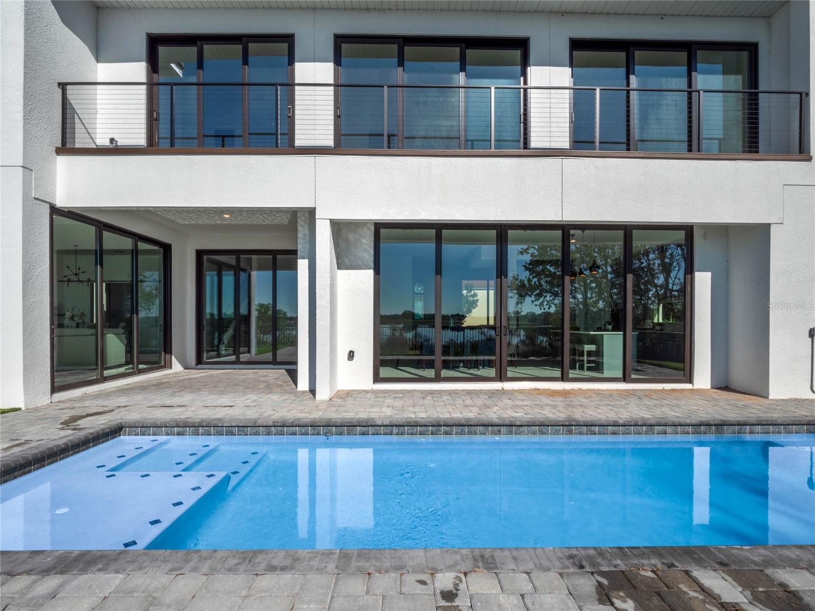 SIGNATURE LKS-PCL 01D PH 02 - Residential