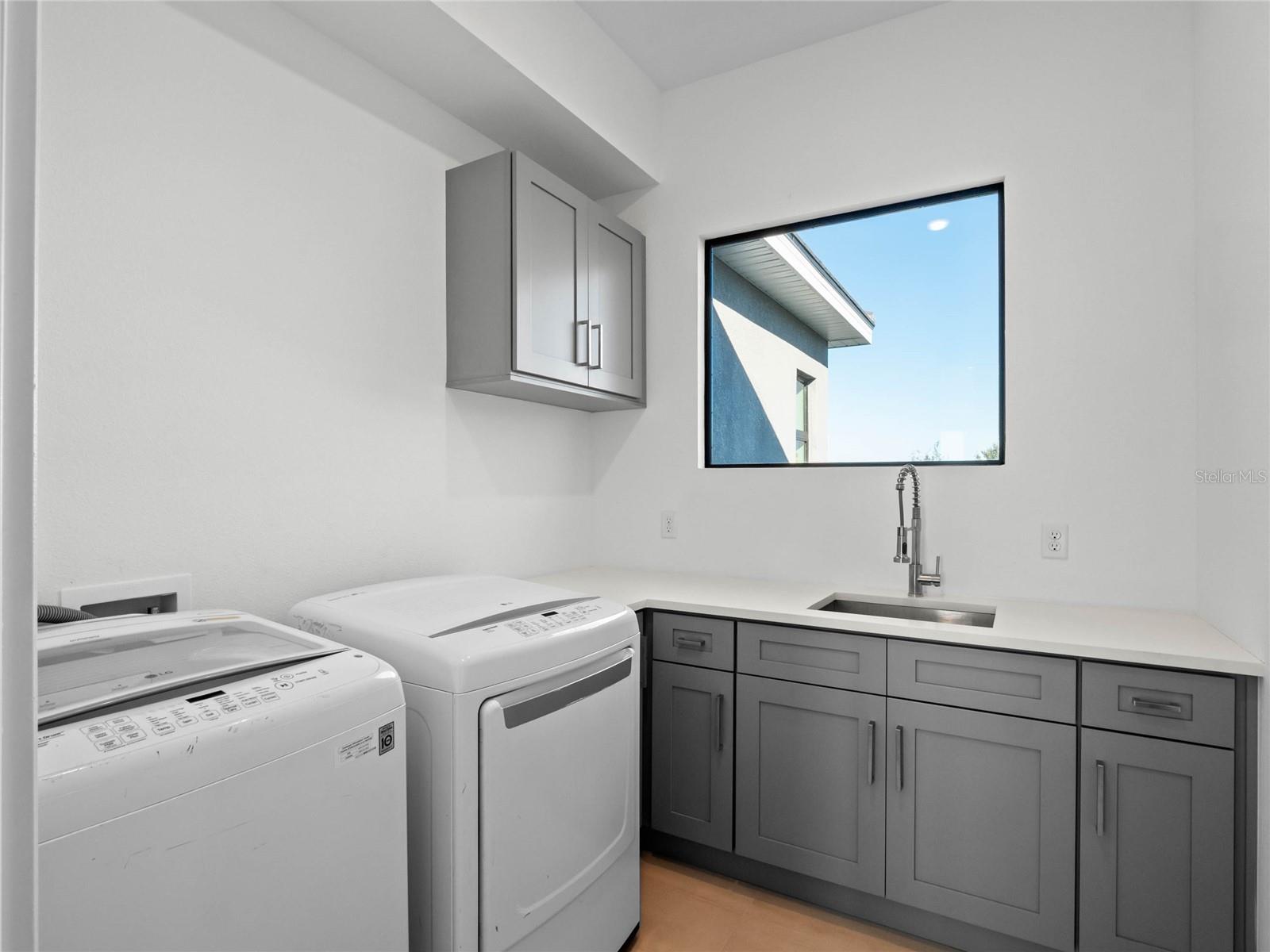 SIGNATURE LKS-PCL 01D PH 02 - Residential