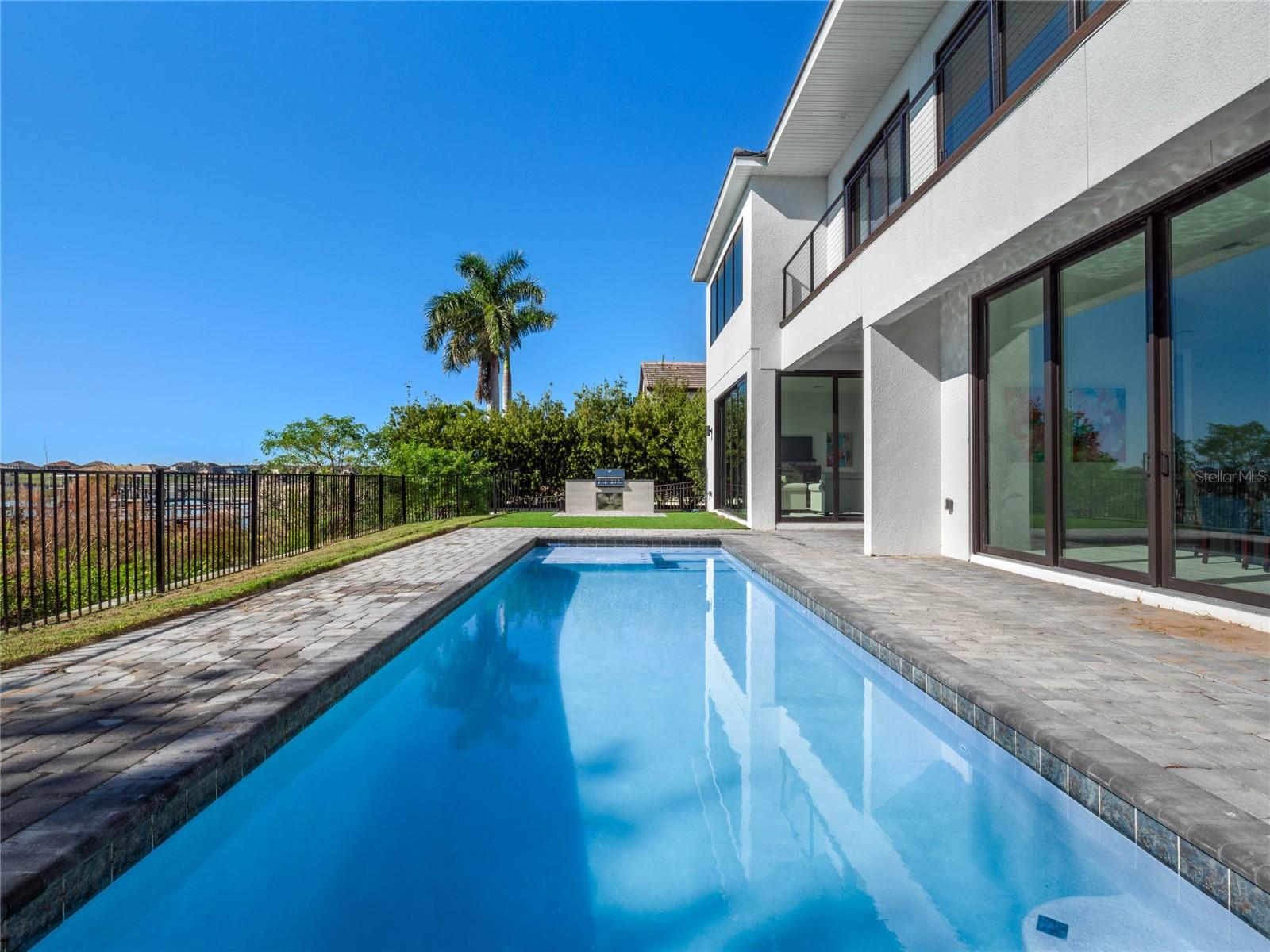 SIGNATURE LKS-PCL 01D PH 02 - Residential