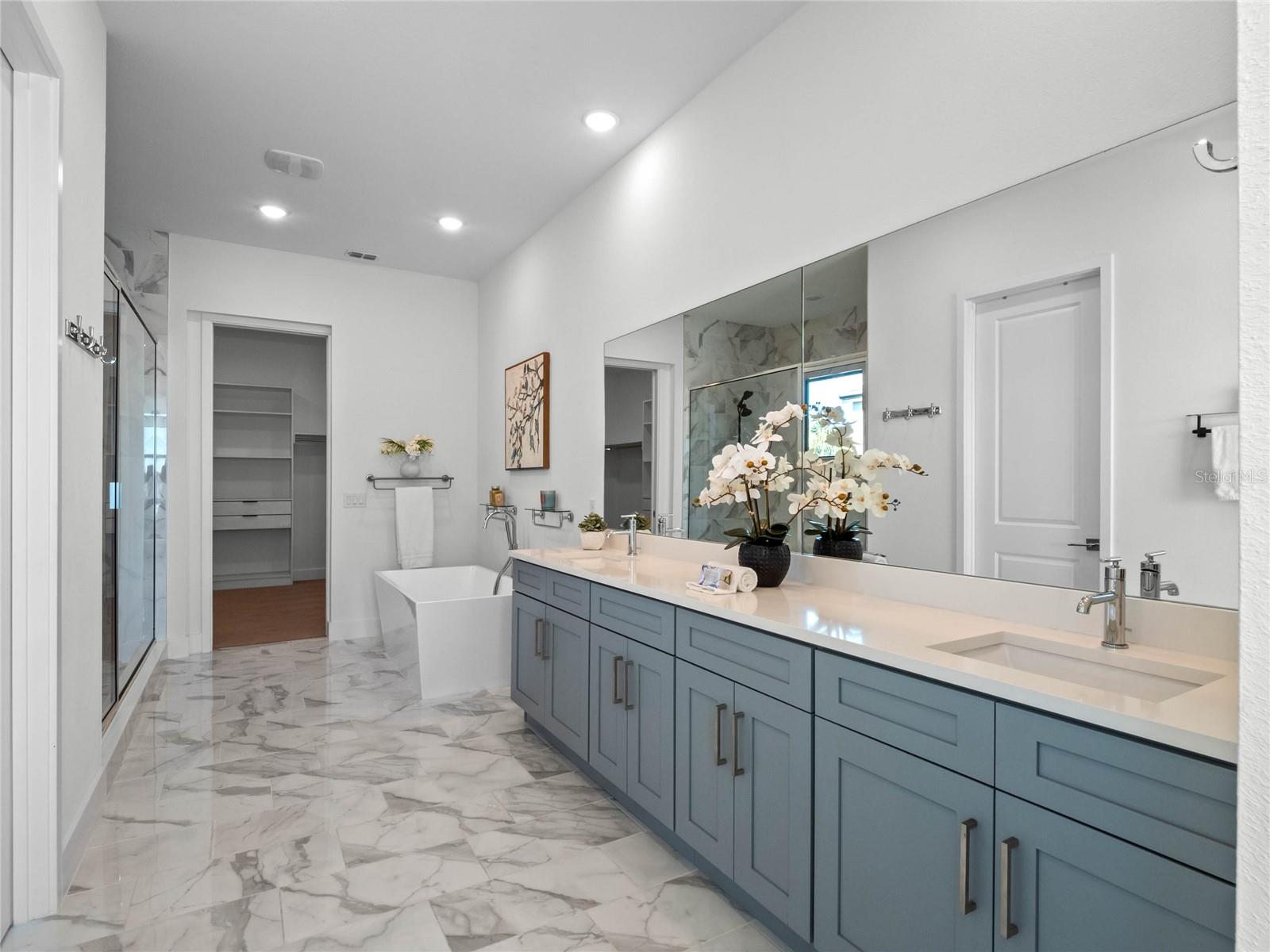 SIGNATURE LKS-PCL 01D PH 02 - Residential