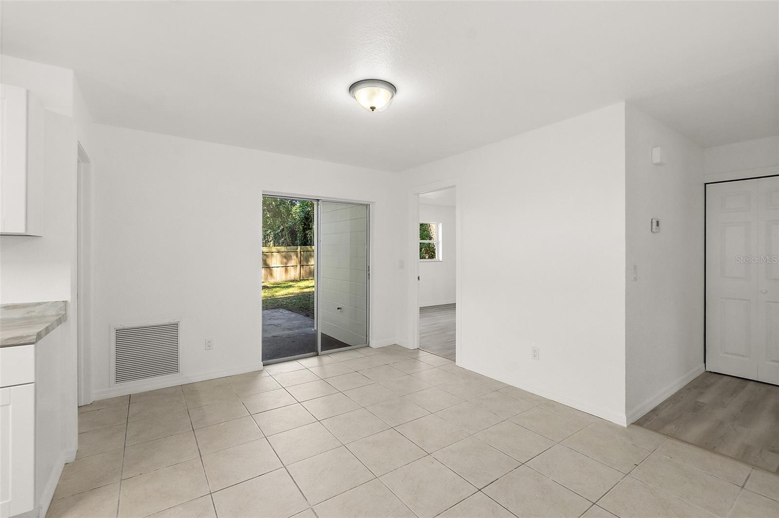 HIGHLAND SHORES SEC I - Residential