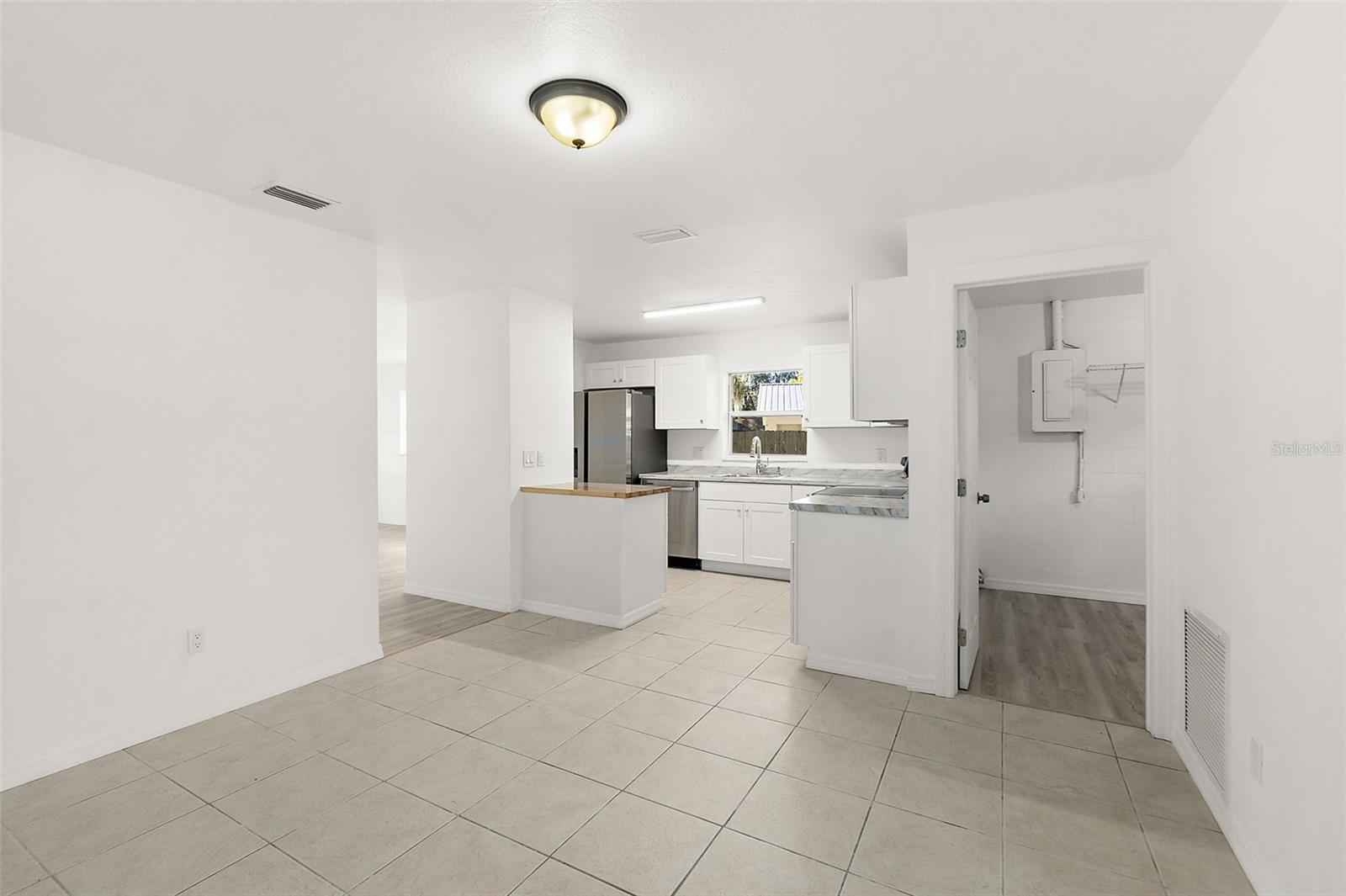 HIGHLAND SHORES SEC I - Residential