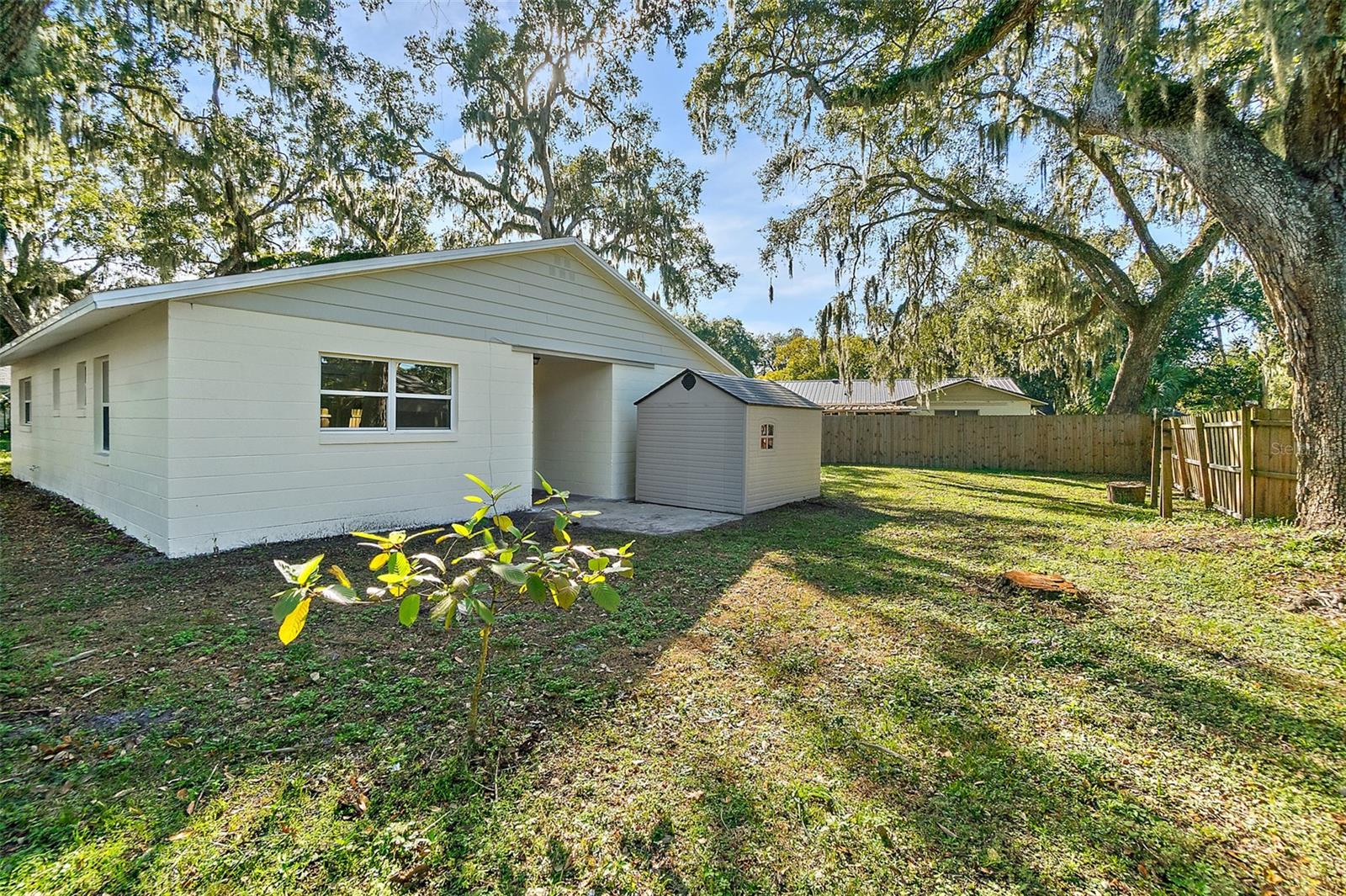 HIGHLAND SHORES SEC I - Residential