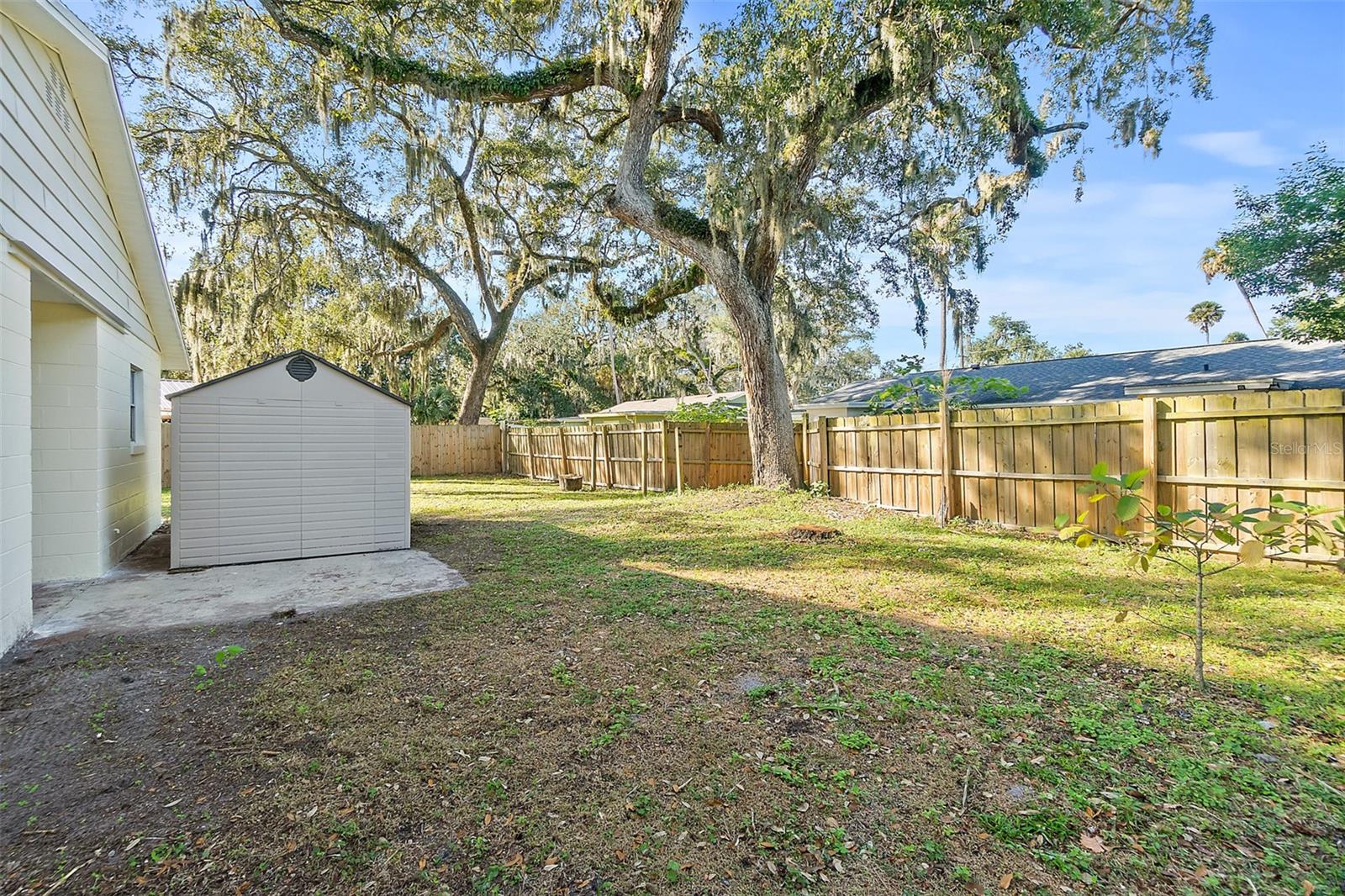 HIGHLAND SHORES SEC I - Residential