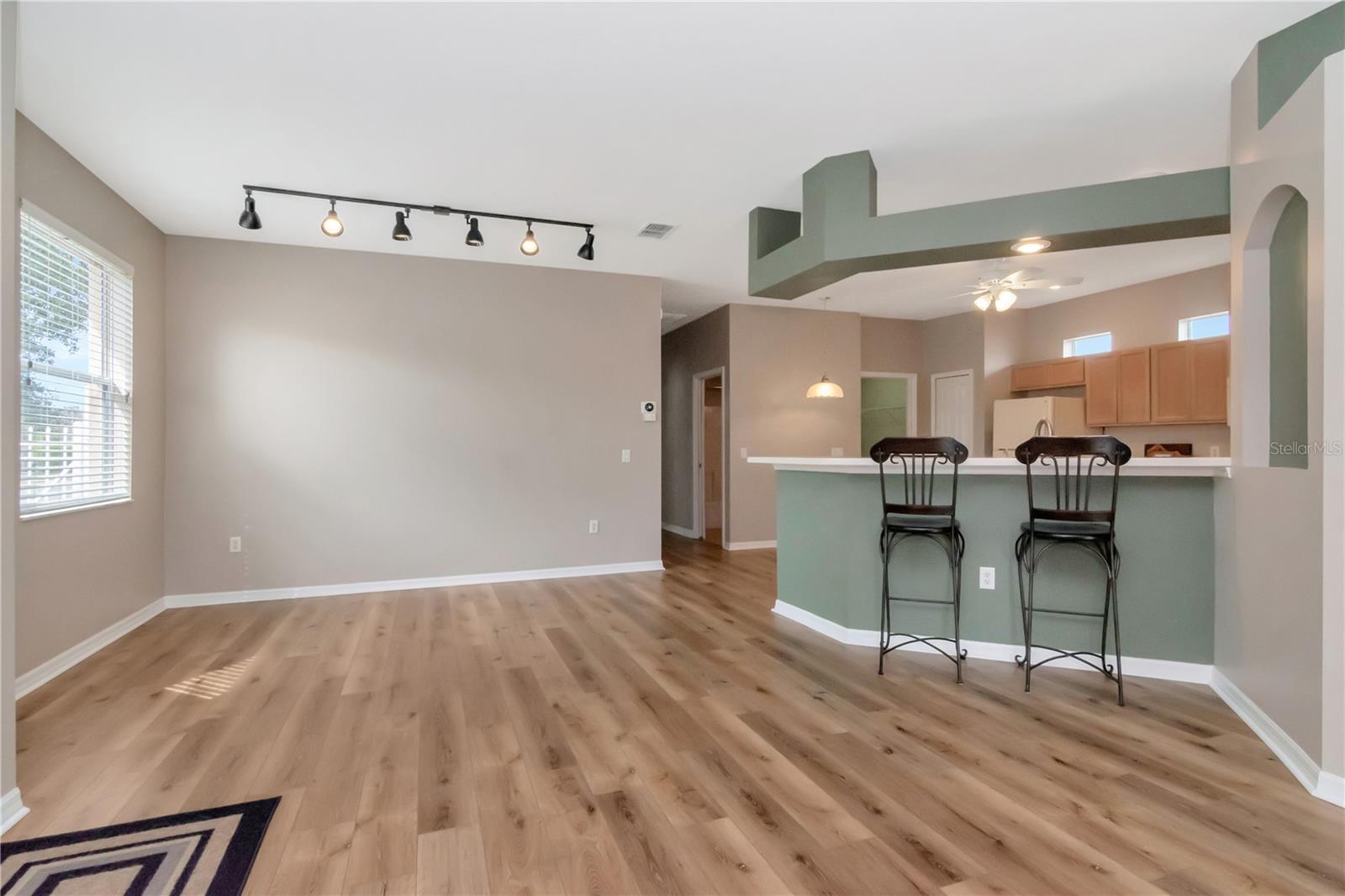 GROVES PH 04 - Residential