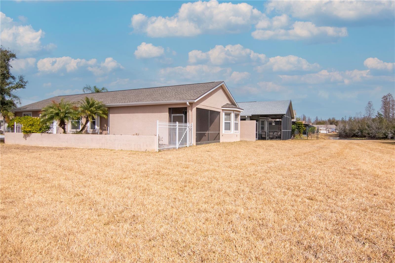 GROVES PH 04 - Residential