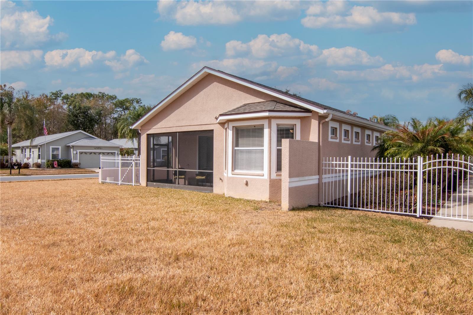 GROVES PH 04 - Residential