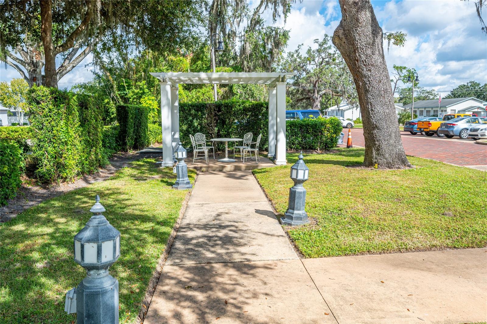 LONGWOOD - Residential