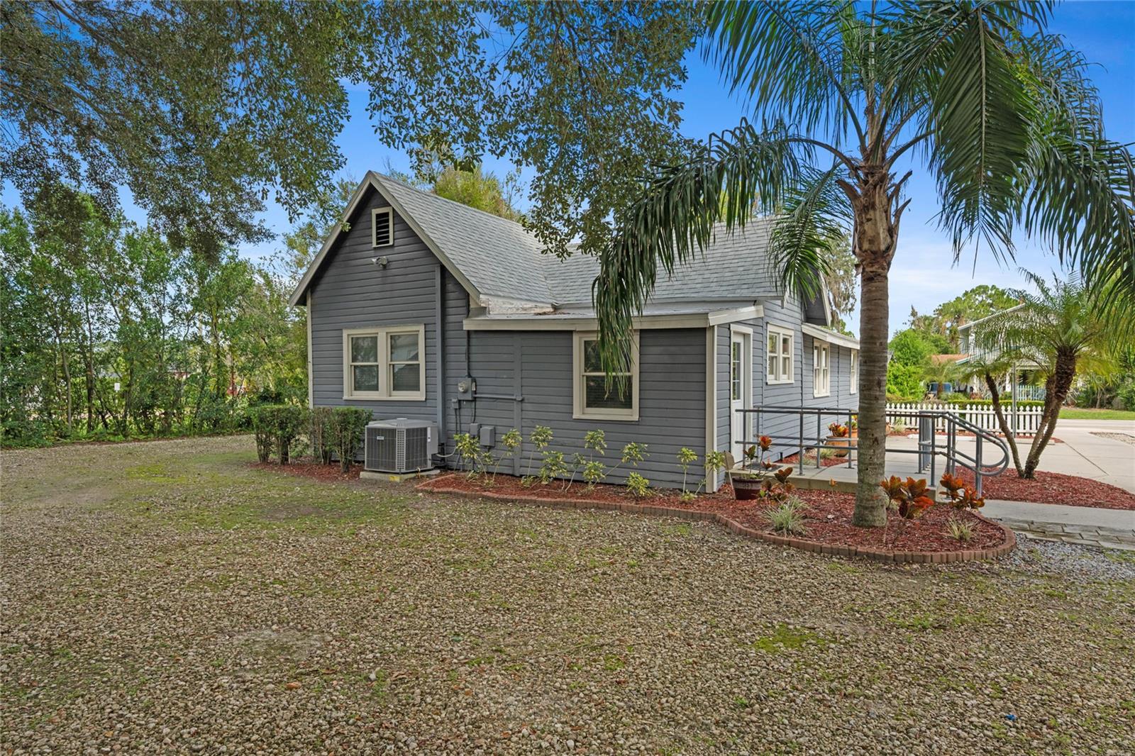 LONGWOOD - Residential