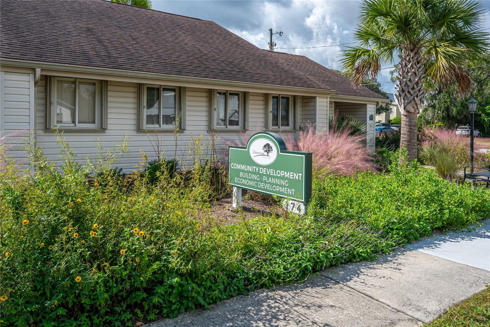 LONGWOOD - Residential