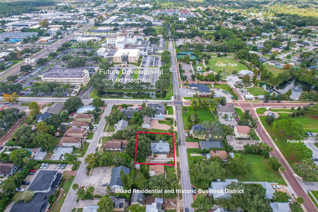 Photo of 272 Warren Avenue, Longwood, FL 32750 (MLS # O6354921)