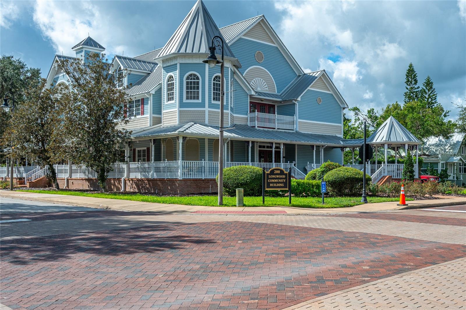 LONGWOOD - Residential