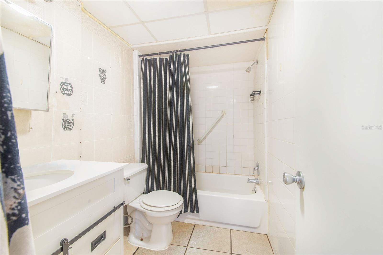 DUNDEE - Commercial Sale