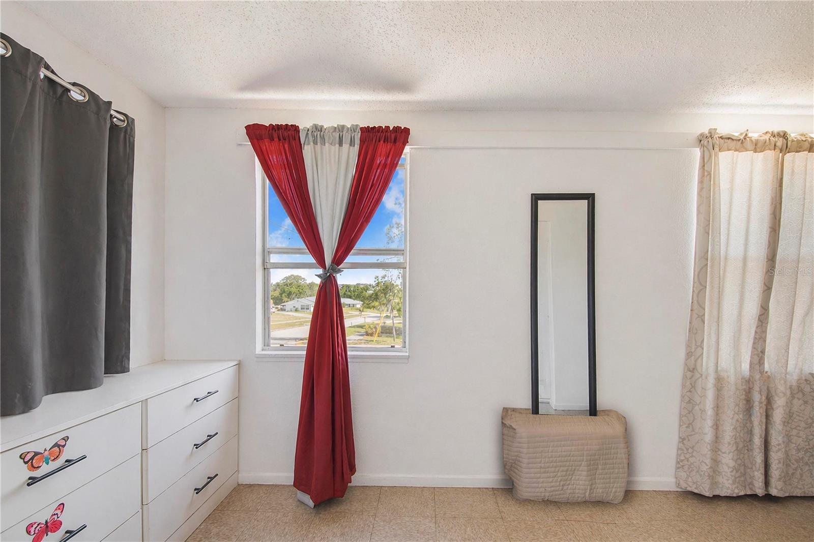 DUNDEE - Commercial Sale