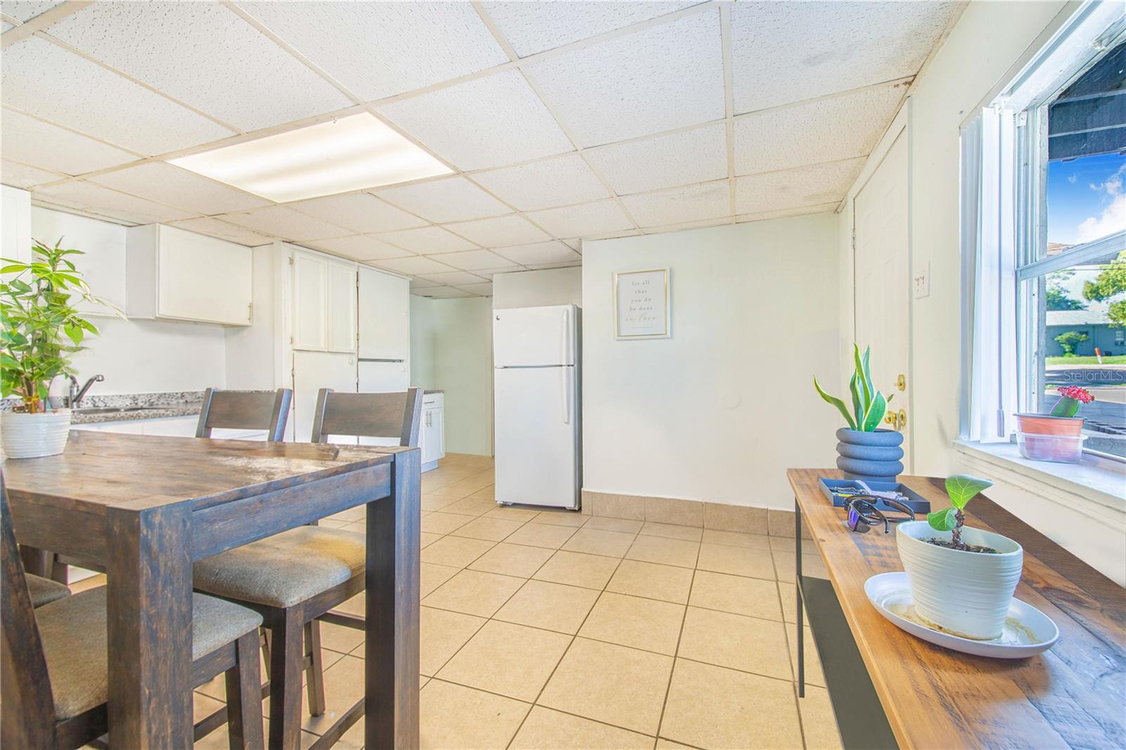 DUNDEE - Commercial Sale