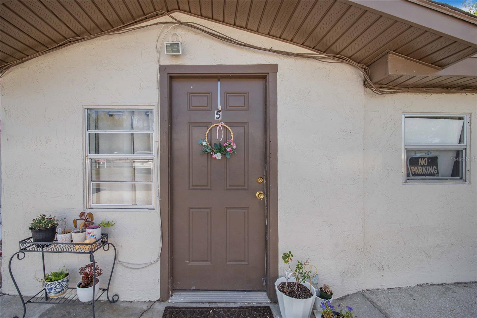 DUNDEE - Commercial Sale