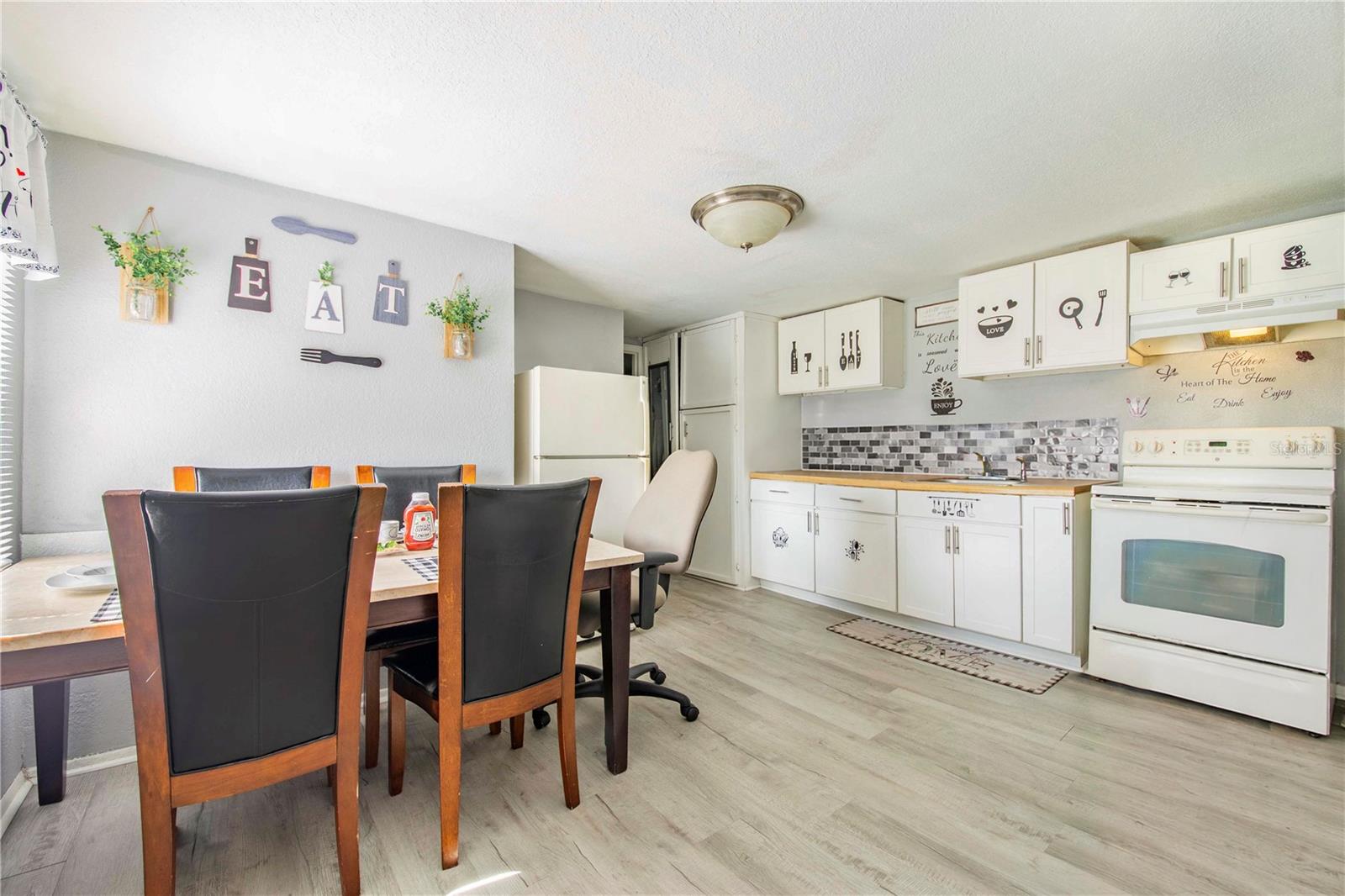 DUNDEE - Commercial Sale