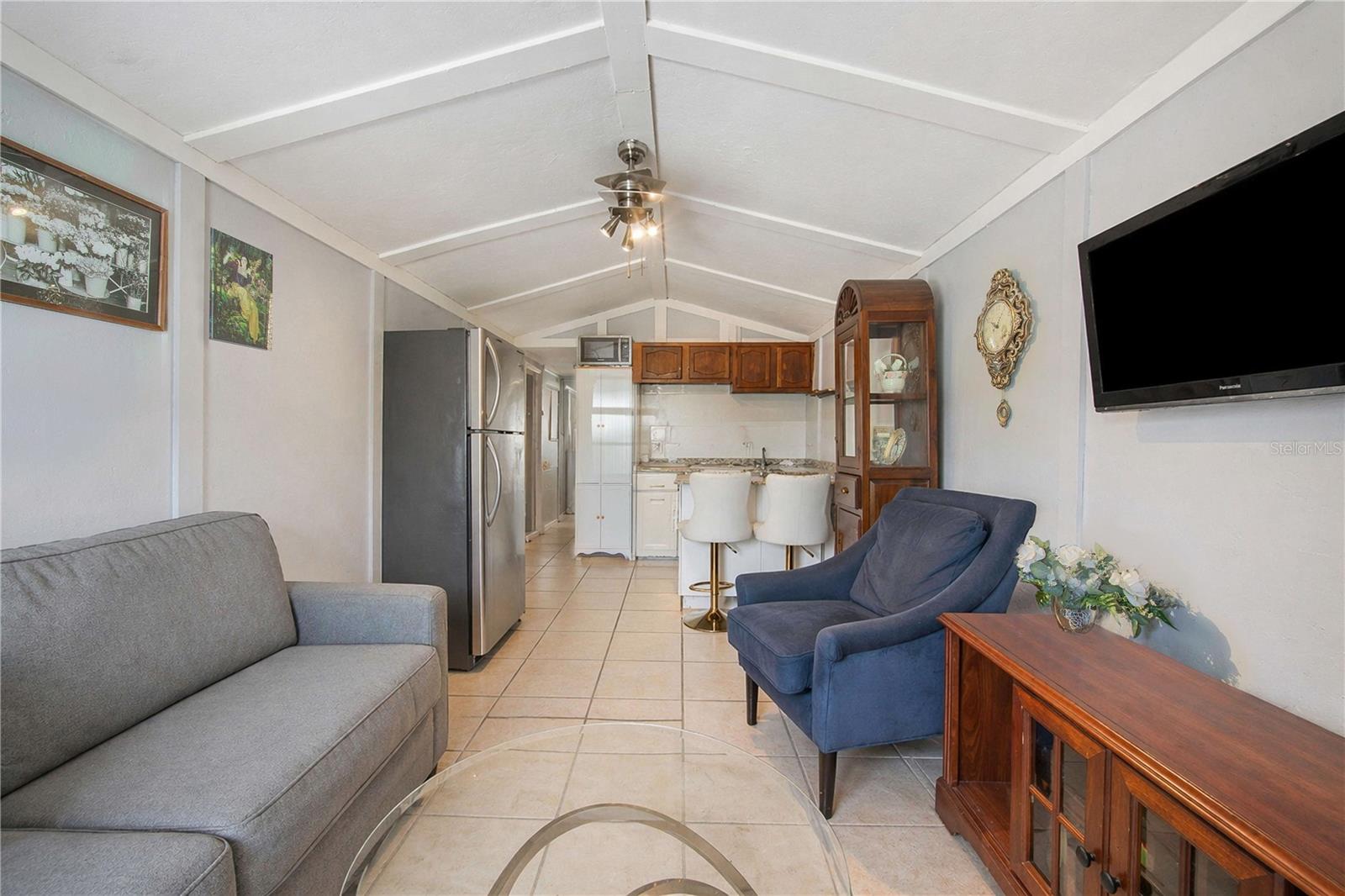 DUNDEE - Commercial Sale