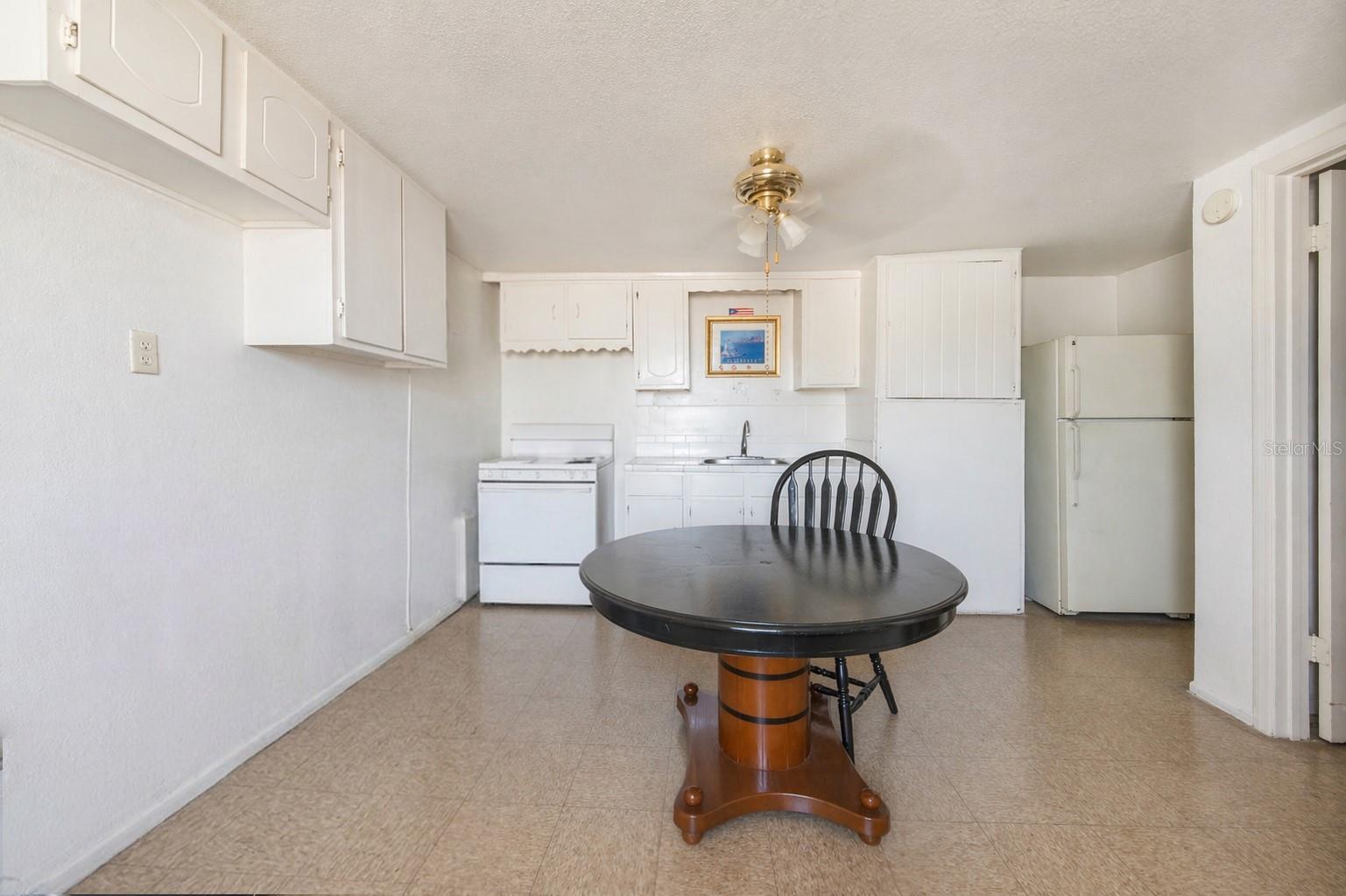 DUNDEE - Commercial Sale