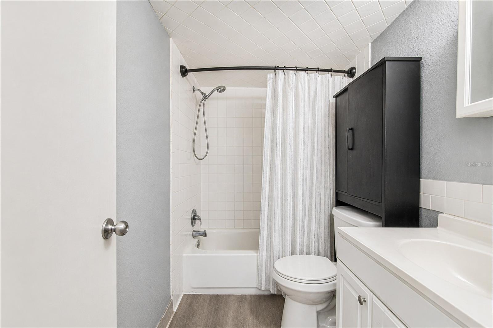 DUNDEE - Commercial Sale