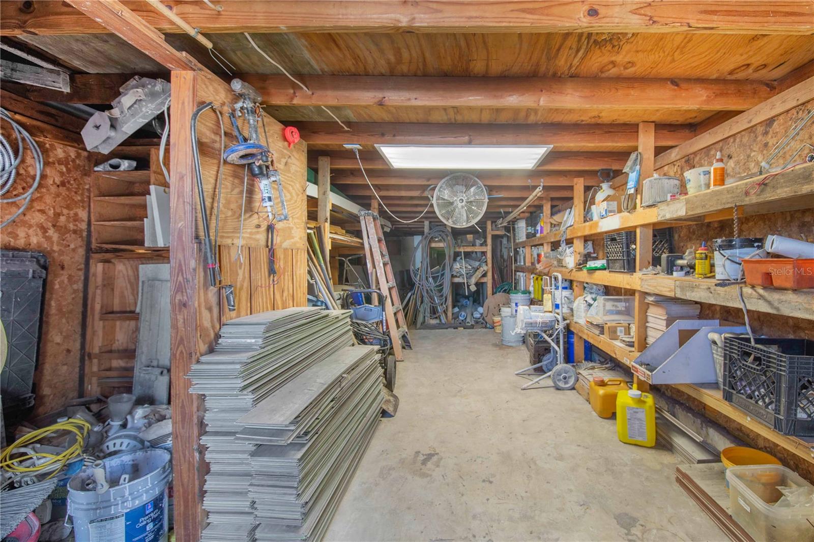 DUNDEE - Commercial Sale