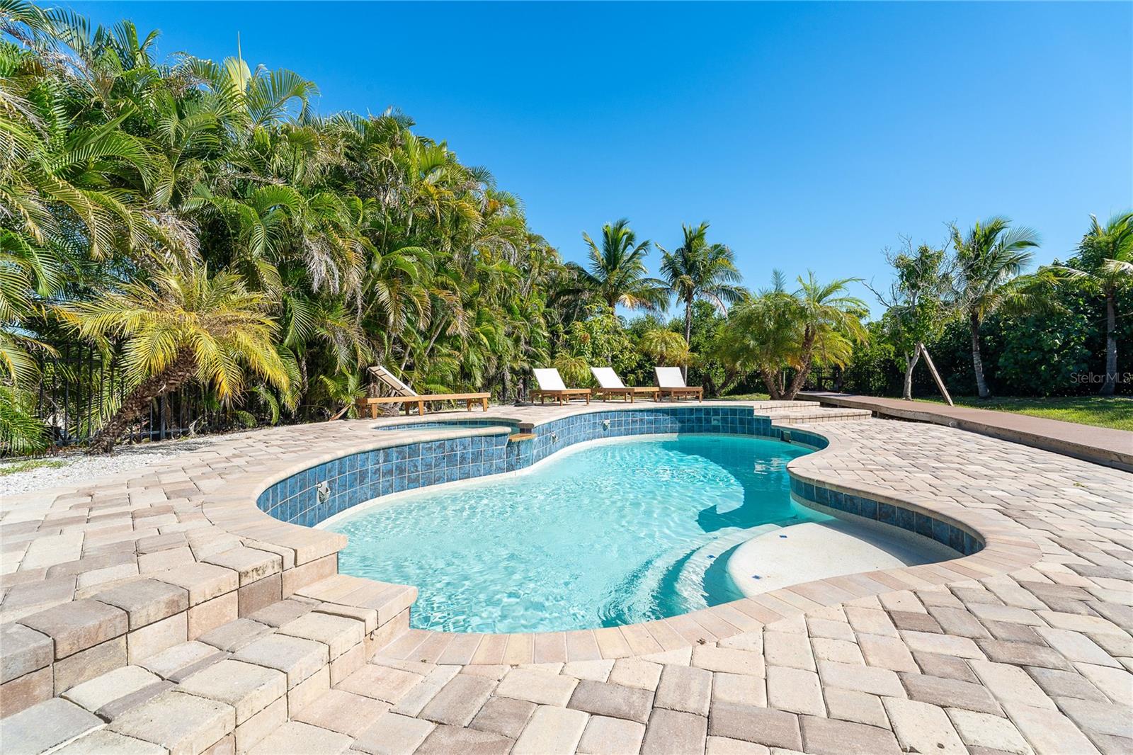 PALM ISLAND ESTATES UN 4 - Residential