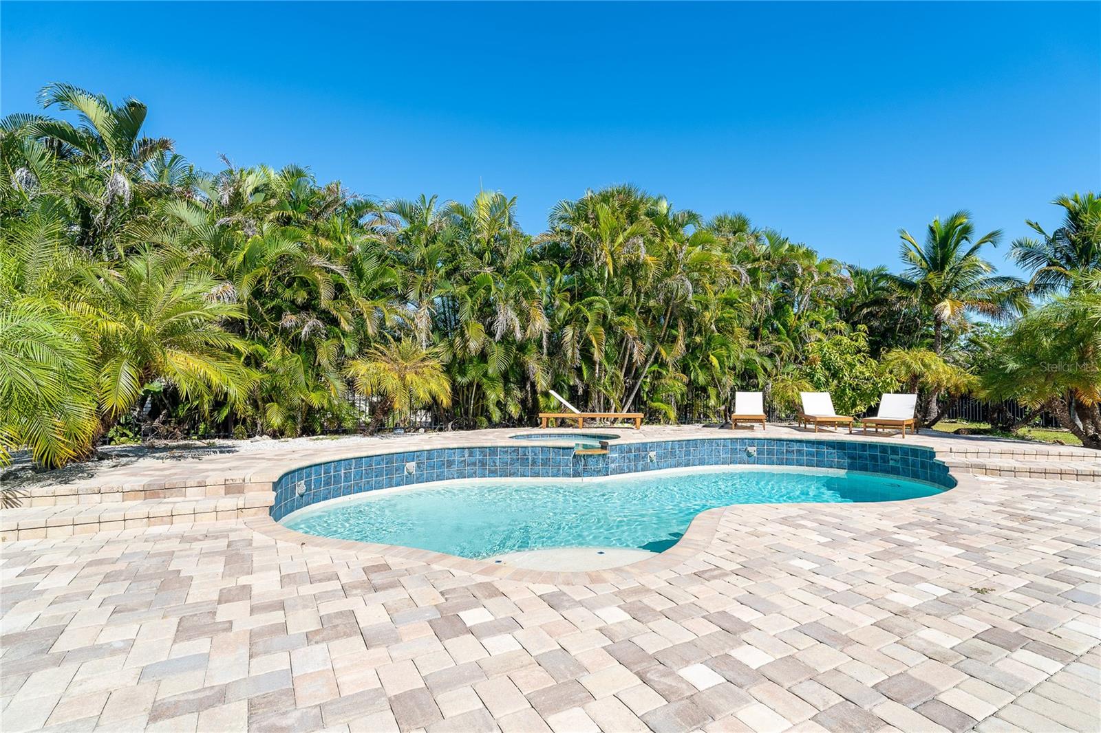 PALM ISLAND ESTATES UN 4 - Residential