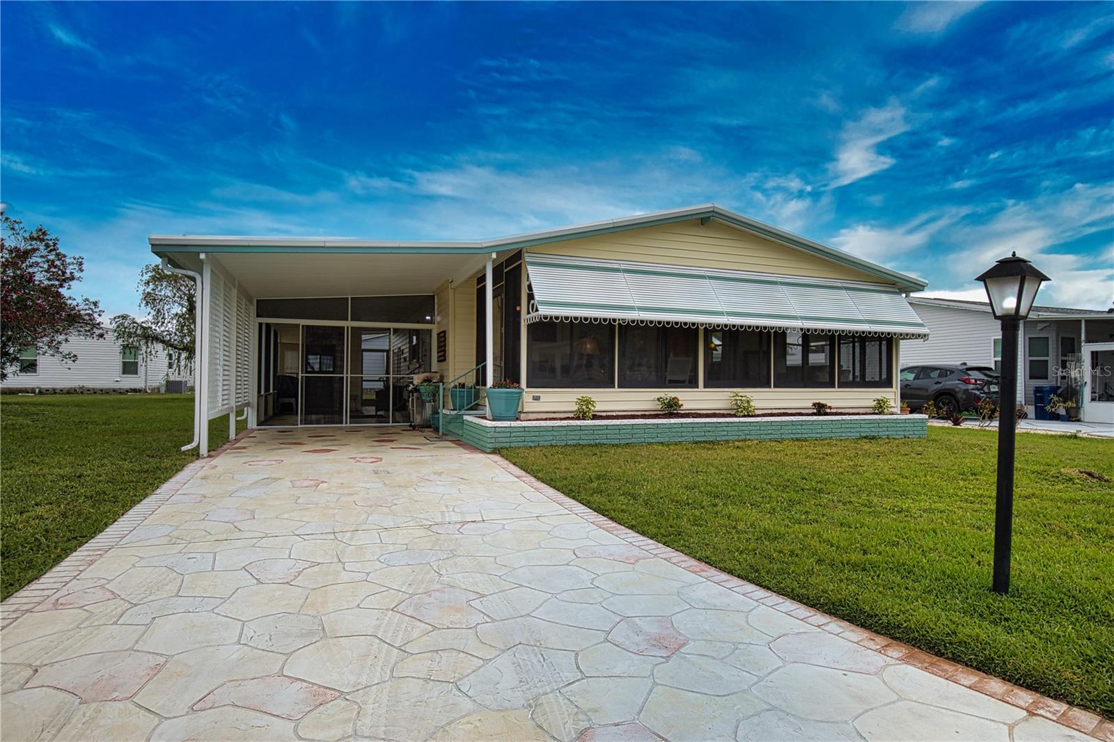 914 IGLESIA DRIVE