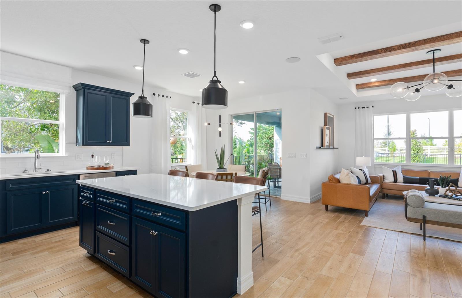 BRIDGEWALK - Residential