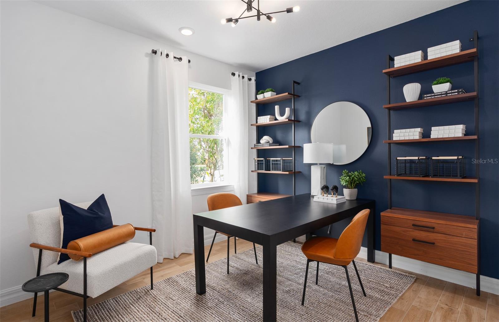 BRIDGEWALK - Residential