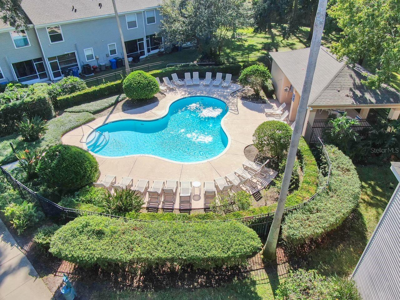 OAK VALLEY TWNHMS - Residential Lease