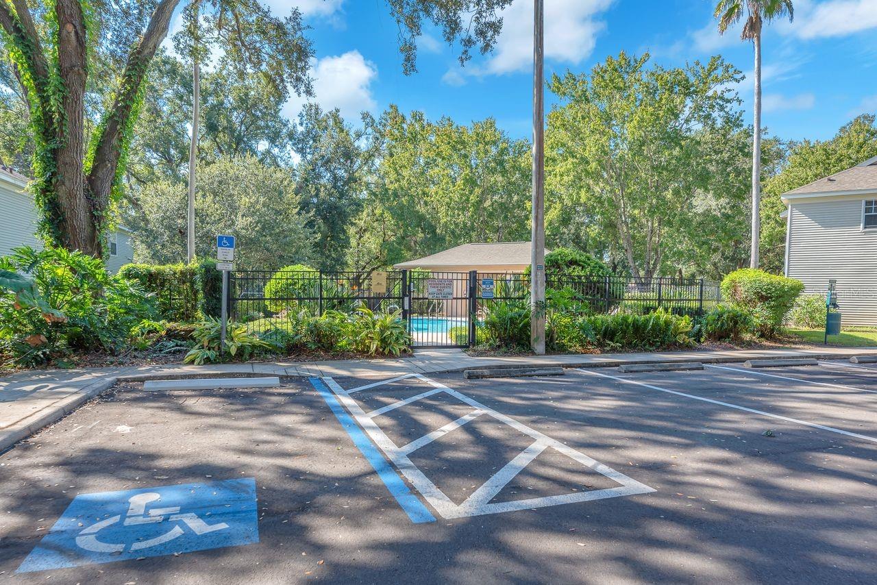 OAK VALLEY TWNHMS - Residential Lease