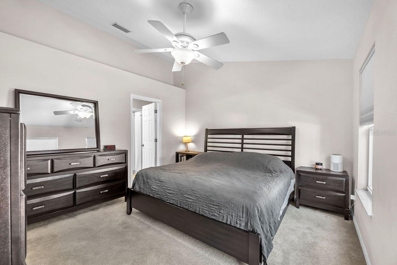 OAK VALLEY TWNHMS - Residential Lease