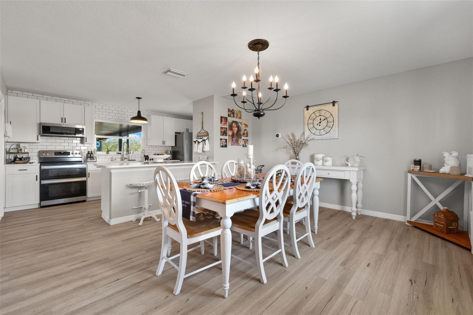 ARCADIA GRVS INC - Residential